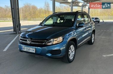 Внедорожник / Кроссовер Volkswagen Tiguan 2016 в Запорожье