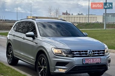 Позашляховик / Кросовер Volkswagen Tiguan 2020 в Києві