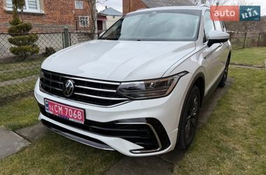 Внедорожник / Кроссовер Volkswagen Tiguan 2021 в Львове