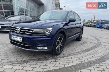 Позашляховик / Кросовер Volkswagen Tiguan 2017 в Хмельницькому
