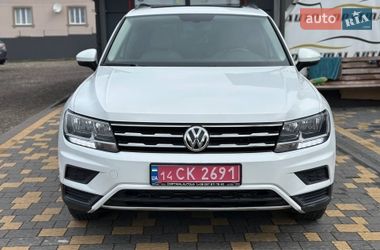 Внедорожник / Кроссовер Volkswagen Tiguan 2018 в Львове
