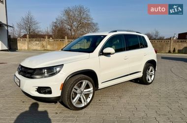 Позашляховик / Кросовер Volkswagen Tiguan 2016 в Бориславі