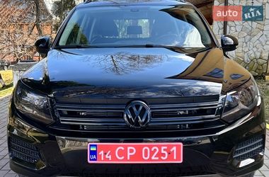Внедорожник / Кроссовер Volkswagen Tiguan 2016 в Сколе