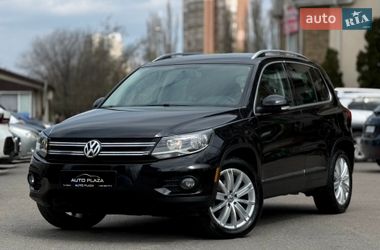 Внедорожник / Кроссовер Volkswagen Tiguan 2012 в Одессе