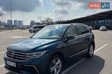 Позашляховик / Кросовер Volkswagen Tiguan 2021 в Києві