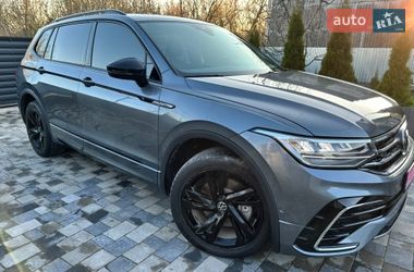 Внедорожник / Кроссовер Volkswagen Tiguan 2023 в Староконстантинове