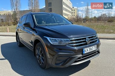 Внедорожник / Кроссовер Volkswagen Tiguan 2024 в Киеве