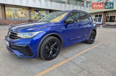 Позашляховик / Кросовер Volkswagen Tiguan 2021 в Києві