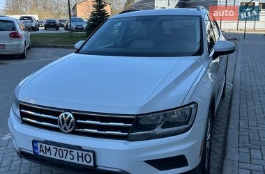 Позашляховик / Кросовер Volkswagen Tiguan 2018 в Житомирі