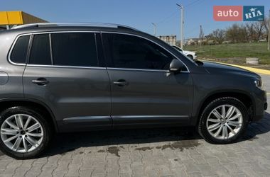 Позашляховик / Кросовер Volkswagen Tiguan 2014 в Сараті