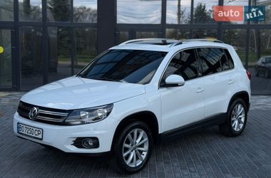 Позашляховик / Кросовер Volkswagen Tiguan 2016 в Полтаві
