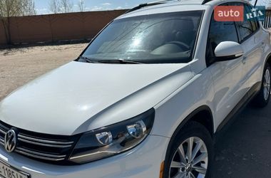 Внедорожник / Кроссовер Volkswagen Tiguan 2017 в Каменском