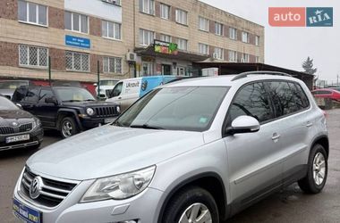 Внедорожник / Кроссовер Volkswagen Tiguan 2008 в Сумах