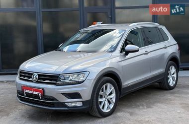 Позашляховик / Кросовер Volkswagen Tiguan 2017 в Вінниці