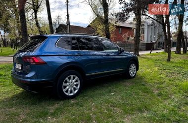 Позашляховик / Кросовер Volkswagen Tiguan 2017 в Черкасах