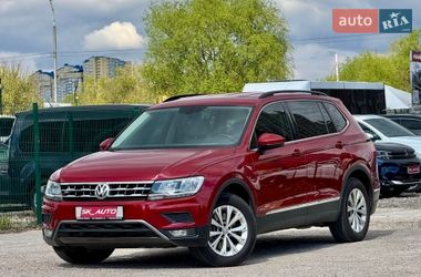 Позашляховик / Кросовер Volkswagen Tiguan 2017 в Києві