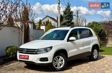 Позашляховик / Кросовер Volkswagen Tiguan 2016 в Вінниці