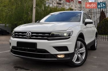 Внедорожник / Кроссовер Volkswagen Tiguan 2018 в Одессе