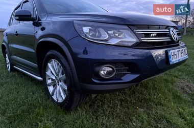 Внедорожник / Кроссовер Volkswagen Tiguan 2015 в Одессе