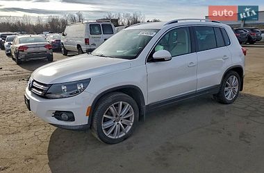 Внедорожник / Кроссовер Volkswagen Tiguan 2013 в Львове