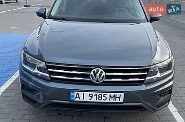 Позашляховик / Кросовер Volkswagen Tiguan 2018 в Львові