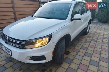 Внедорожник / Кроссовер Volkswagen Tiguan 2016 в Львове
