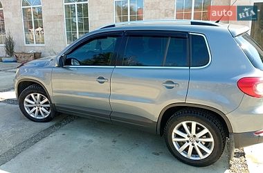 Позашляховик / Кросовер Volkswagen Tiguan 2010 в Яремчі