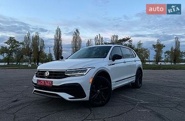 Позашляховик / Кросовер Volkswagen Tiguan 2022 в Кам'янському