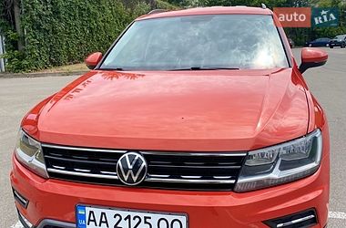 Позашляховик / Кросовер Volkswagen Tiguan 2018 в Києві