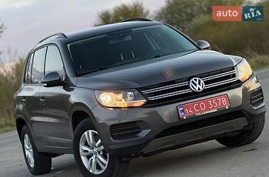Позашляховик / Кросовер Volkswagen Tiguan 2016 в Самборі