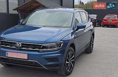 Внедорожник / Кроссовер Volkswagen Tiguan 2019 в Львове