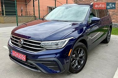 Позашляховик / Кросовер Volkswagen Tiguan 2022 в Києві