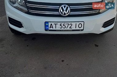 Позашляховик / Кросовер Volkswagen Tiguan 2015 в Івано-Франківську