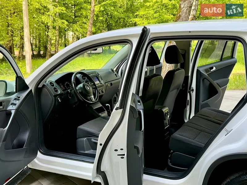 Volkswagen Tiguan 2012 VIN WVGAV7AX7DW543709 фото оголошення 62 з 117