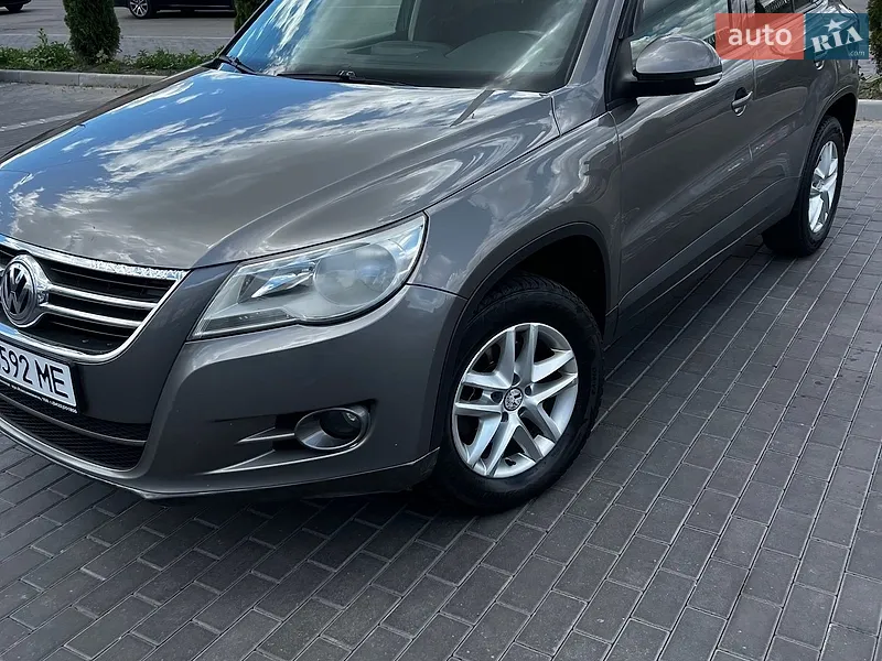 Volkswagen Tiguan 2010 VIN WVGZZZ5NZAW106801 фото оголошення 3 з 60