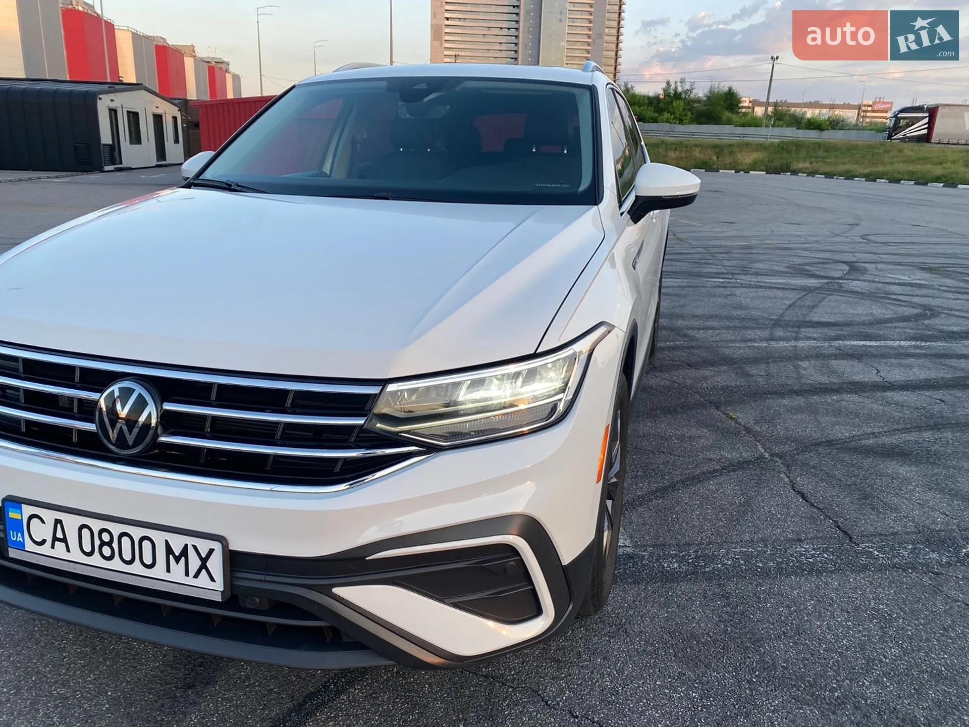 2022 Volkswagen Tiguan - мініатюра 38