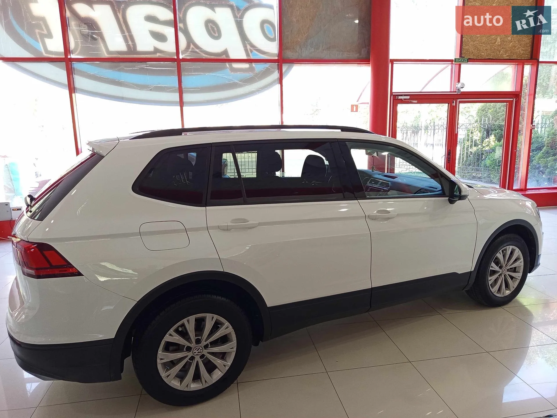 2019 Volkswagen Tiguan - мініатюра 8