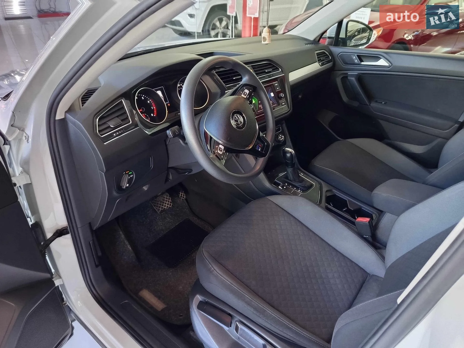 2019 Volkswagen Tiguan - мініатюра 13
