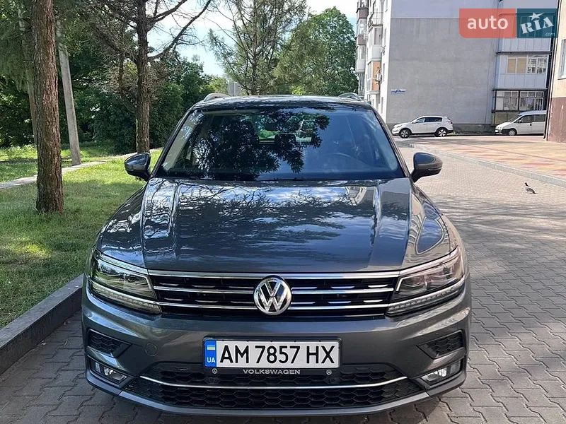 Volkswagen Tiguan 2016 VIN WVGAV7AX0GW058588 фото оголошення 23 з 71