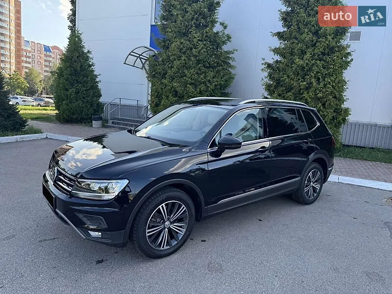 Volkswagen Tiguan 2019 VIN WVGZZZ5NZKW898447 фото оголошення 30 з 60