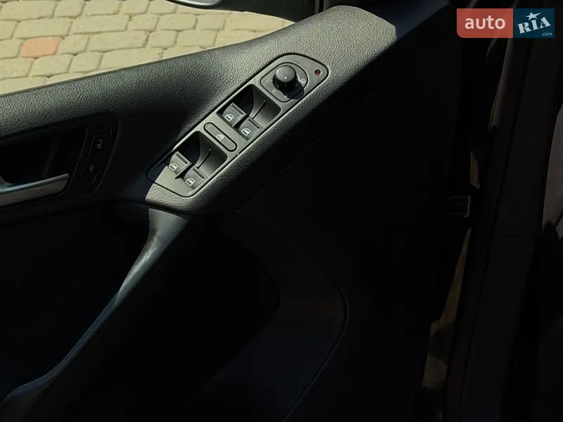 Volkswagen Tiguan 2013 VIN WVGBV3AX9EW541104 фото оголошення 22 з 77