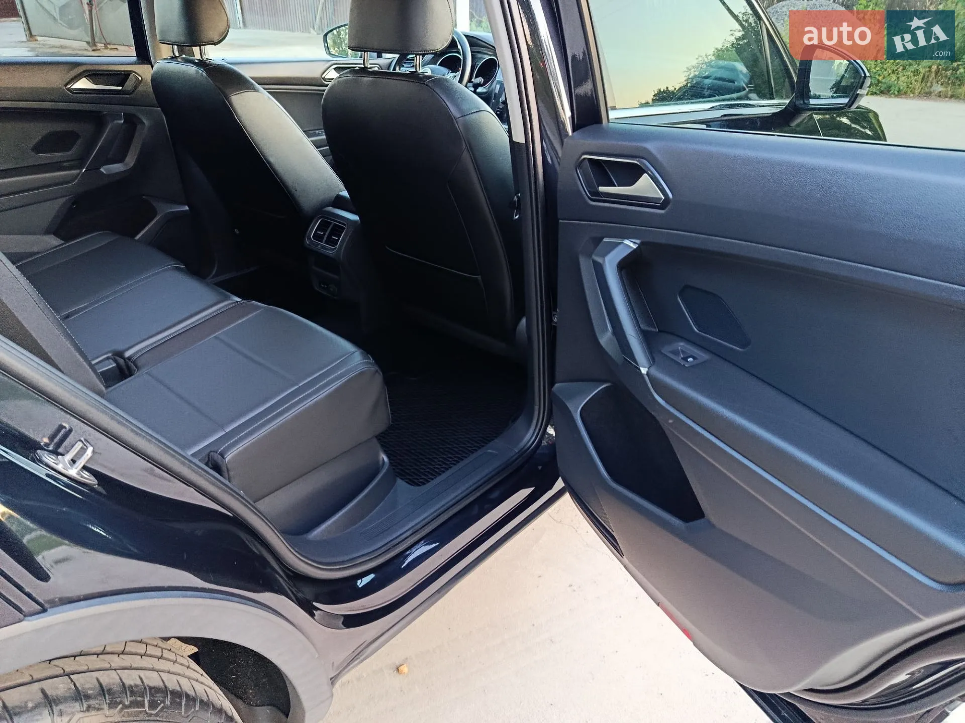 2018 Volkswagen Tiguan - мініатюра 33
