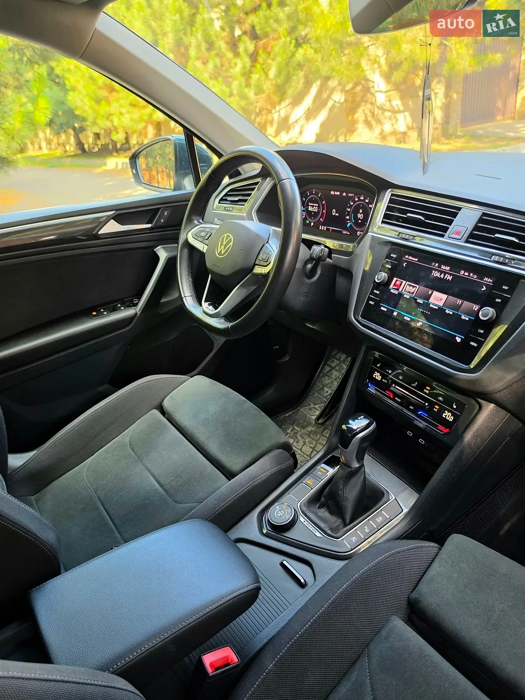2021 Volkswagen Tiguan - мініатюра 18