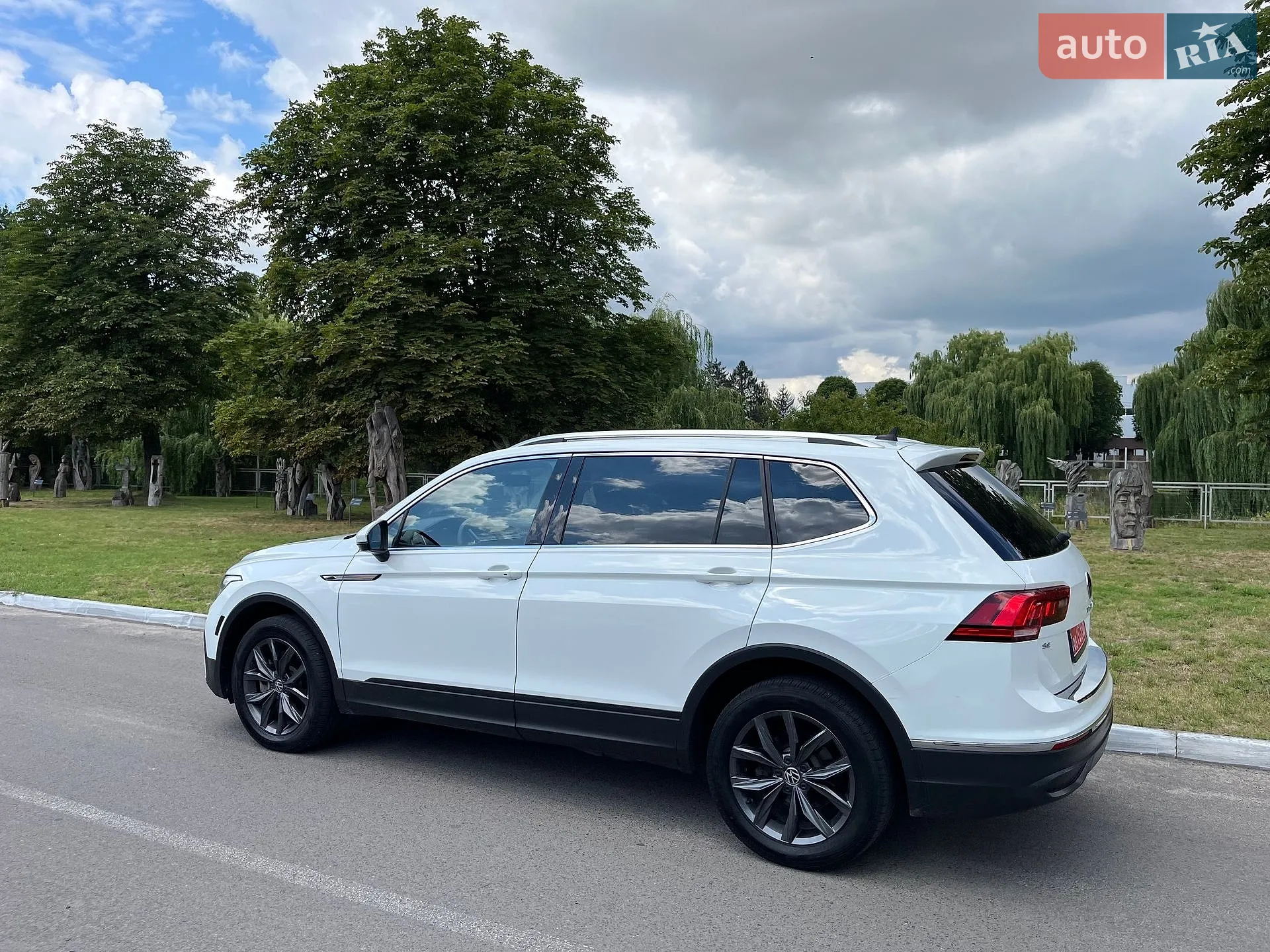 2022 Volkswagen Tiguan - мініатюра 8