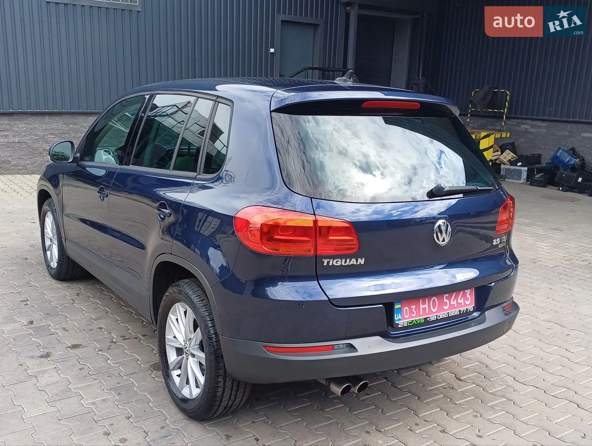 2015 Volkswagen Tiguan - мініатюра 13