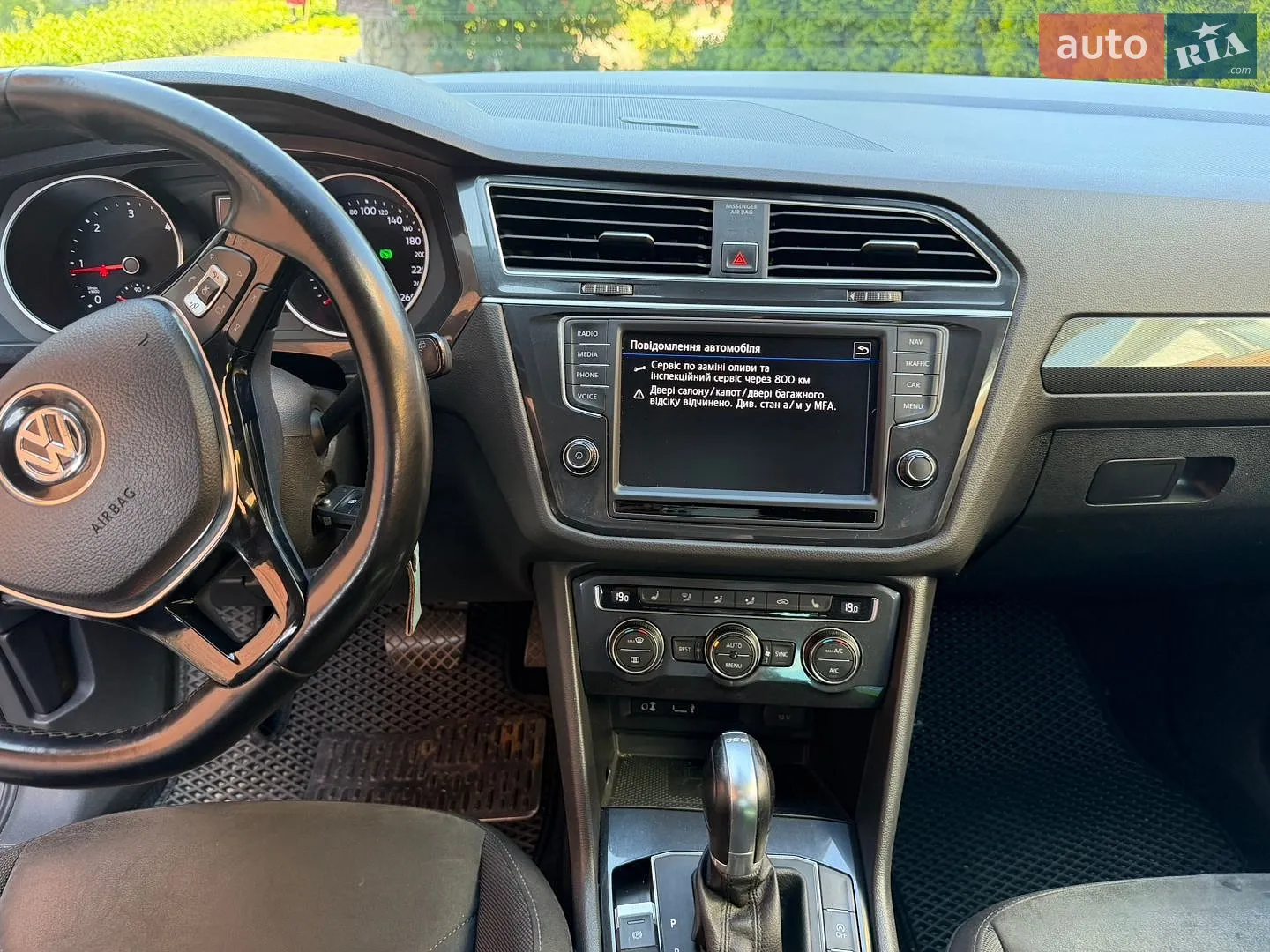 2017 Volkswagen Tiguan - мініатюра 3