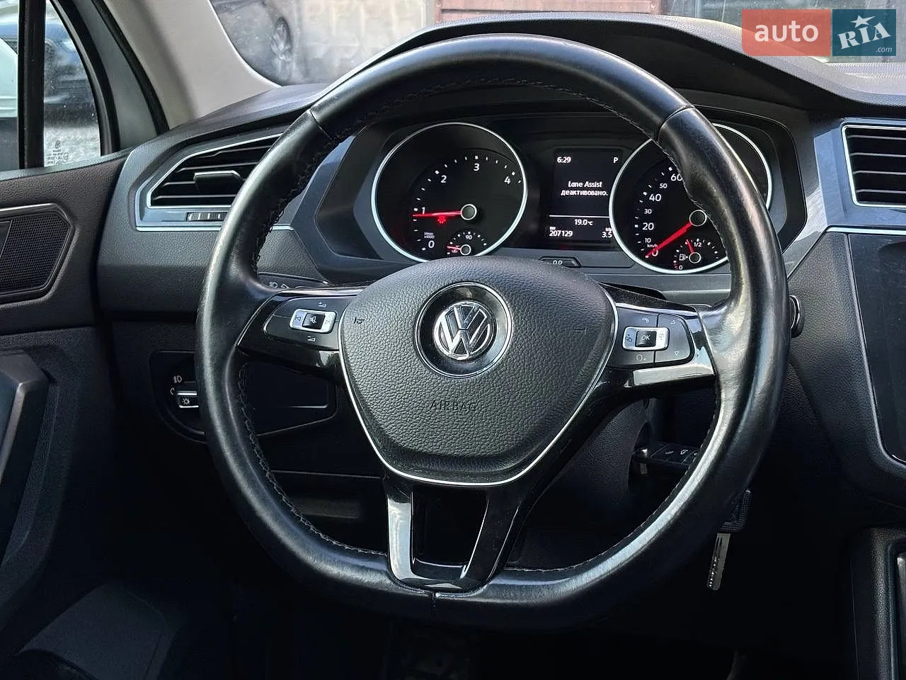 2018 Volkswagen Tiguan - мініатюра 14