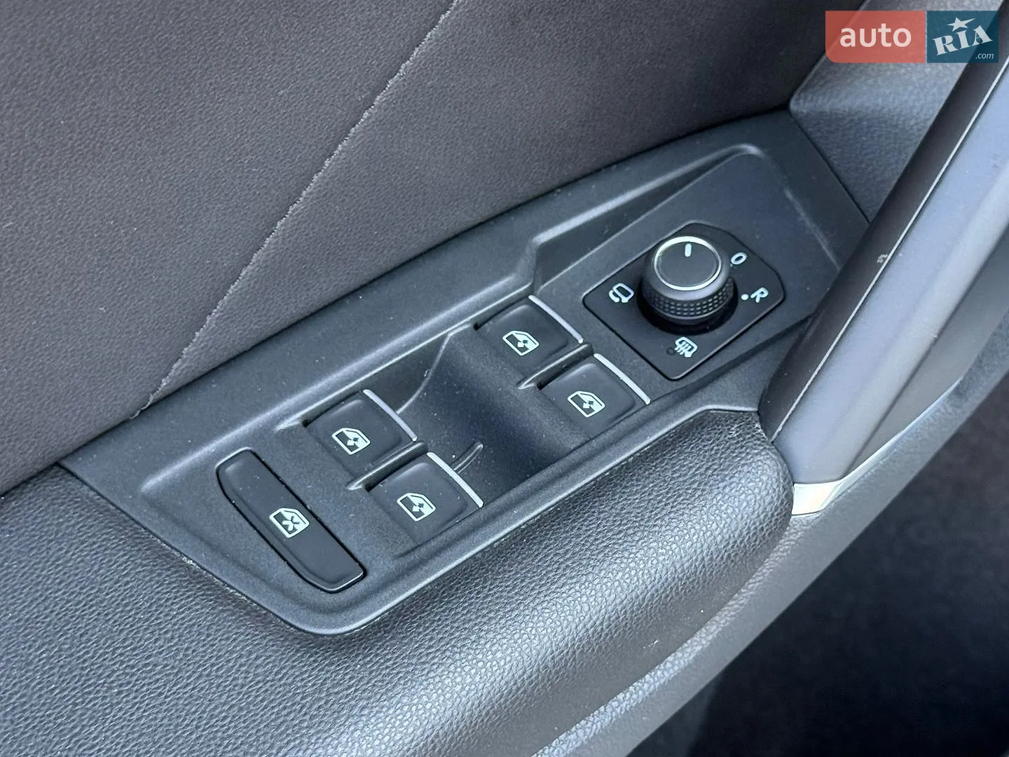 2018 Volkswagen Tiguan - мініатюра 50