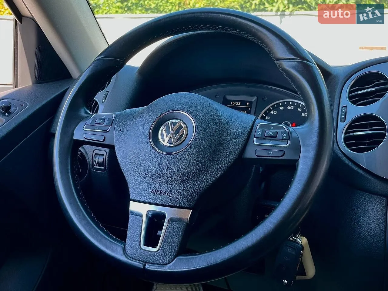 2012 Volkswagen Tiguan - мініатюра 17