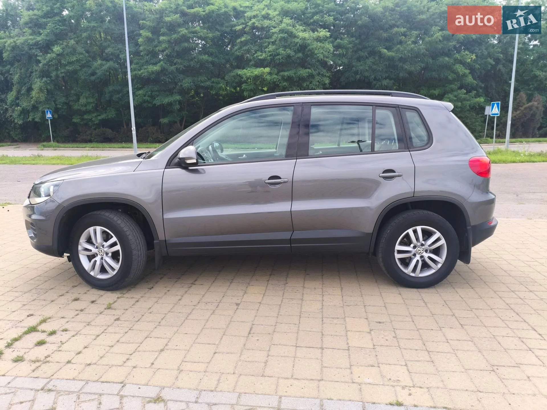 2016 Volkswagen Tiguan - мініатюра 19